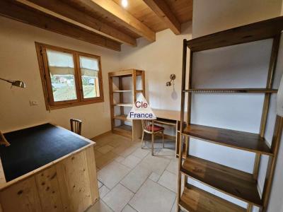 Allondaz (73200) :maison T5 De 2010 Avec Une Chambre Parentale Au Rez-de-chaussee Sur 640 M² De Terr