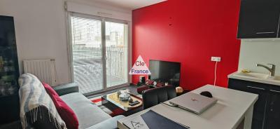 Appartement 2 Pieces Lumineux Avec Balcon Et Parking  Quartier De La Folie, Bobigny