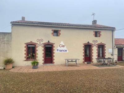 Longere De Village Renovee 4 Pieces 127 M²