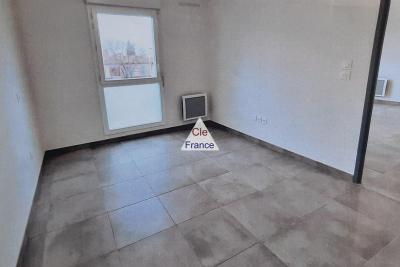 Nîmes - Appartement T2 De 45 M2 à Proximite Du Centre Ville