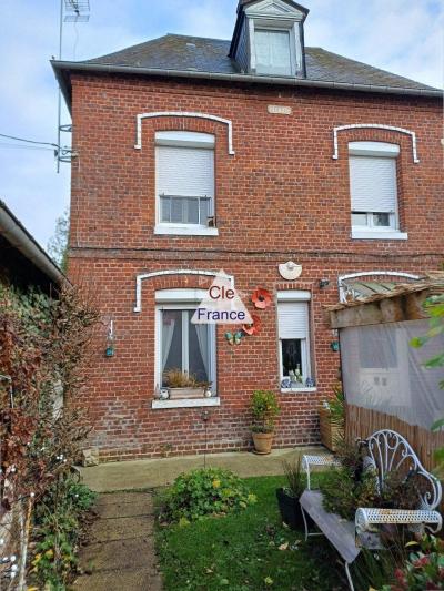 Maison De Type F 3 Sur 557 M² De Terrain à 66 M De La Gare De A