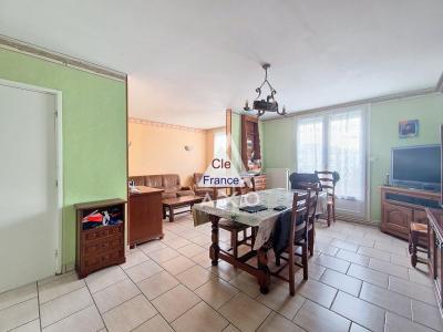 Beauvais  Residence Bel Air. Appartement 4 Pieces  2 Chambres  Bon Etat General