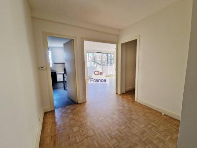 Bel Appartement T4 De 85 M² + Cave Et Box  Quartier Trespoey