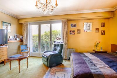 Maison De Ville 175 M2 Evolutive Avec Grenier Amenageable, Salon, Jardin Sud, 6 Chambres- Proche Sac