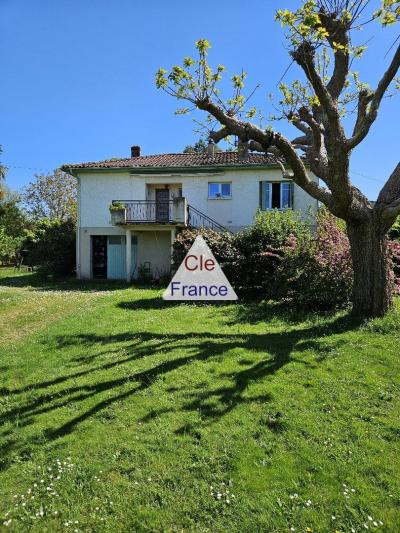 Rare Ensemble Immobilier à 2 Kms Du Centre-ville D\'eauze