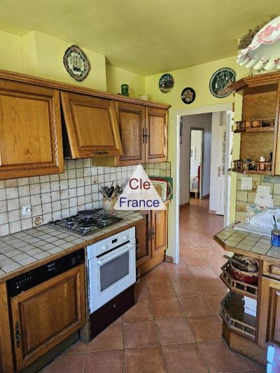 Rare Ensemble Immobilier à 2 Kms Du Centre-ville D\'eauze