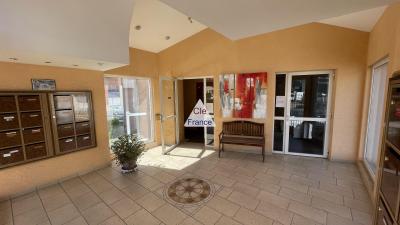 Appt 93 M² Hyper Centre Forbach Ville Haute.