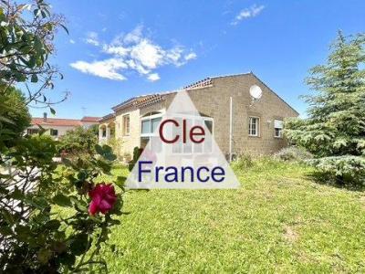 Villa Avec Piscine De Plain Pied