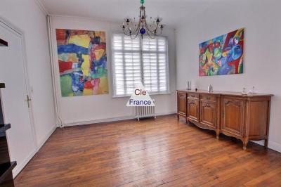 Maison Bourgeoise De 181 M² De Sh Et De 6 Pieces