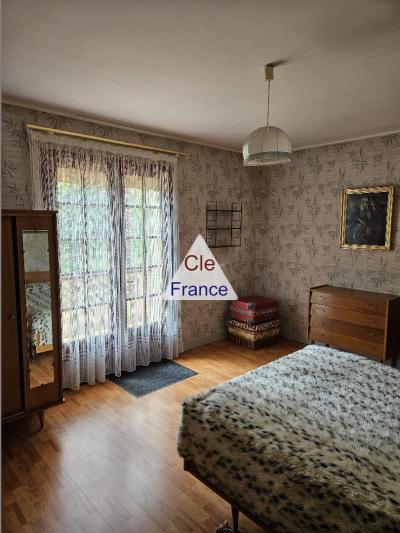 Rare Ensemble Immobilier Tout Proche Du Centre-ville D\'eauze