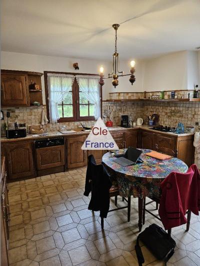 Rare Ensemble Immobilier Tout Proche Du Centre-ville D\'eauze