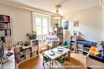 Maison Familiale Moderne  Quartier Residentiel Du Plateau