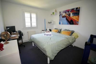 Maison Familiale Moderne  Quartier Residentiel Du Plateau