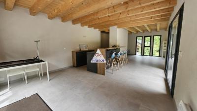 Rognaix (73730) : Maison Recente Avec Fort Potentiel + Studio Independant  600 M² De Terrain  À De