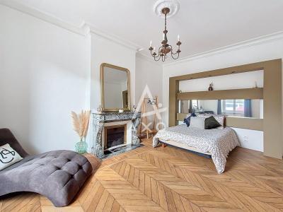 Appartement Renove à Neuf, Idealement Situe Entre Le Centre-ville Et L\'aeroport De Beauvais.