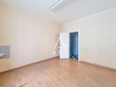 Appartement 3 Pieces Avec Jardin, Garage Et Fort Potentiel  Centre-ville De Beauvais