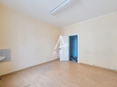 Appartement 3 Pieces Avec Jardin, Garage Et Fort Potentiel  Centre-ville De Beauvais