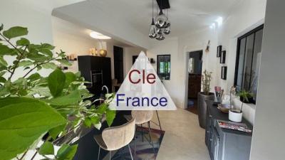 Apprtement 143 M² // Quartier Vacquiniere/ Terrasse // Cave // Parkings