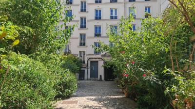 Studio 14,77 M² Avec Coin Cuisine , Sde Et Placard