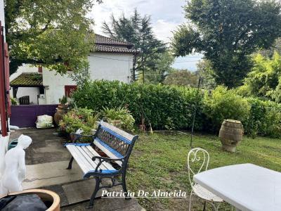 A Vendre Duplex Avec Jardin Au Pays Basque
