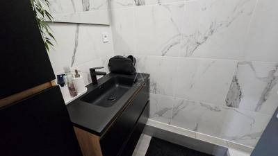 En Exclusivite  À Vendre T2 Renove De 47 M² à L\'entree Du Centre-ville D\'albertville (73200)