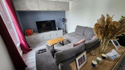 En Exclusivite  À Vendre T2 Renove De 47 M² à L\'entree Du Centre-ville D\'albertville (73200)
