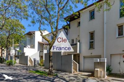 Maison T5 Avec Terrasse, Jardin Et Garage