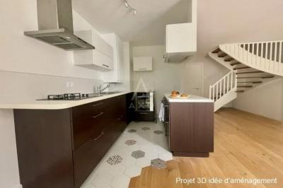 Appartement Renove En Duplex, Surface De 74 M2 Et Un Stationnement En Sous-sol, Vue Degagee, Au Ca