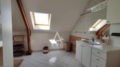 Maison Familiale 285 M²  7 Chambres, Piscine Chauffee, Sous-sol Total