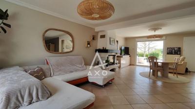 Maison Familiale 285 M²  7 Chambres, Piscine Chauffee, Sous-sol Total