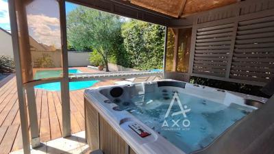 Maison Familiale 285 M²  7 Chambres, Piscine Chauffee, Sous-sol Total