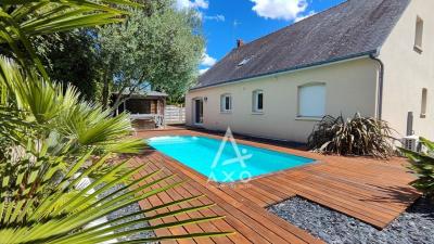 Maison Familiale 285 M²  7 Chambres, Piscine Chauffee, Sous-sol Total
