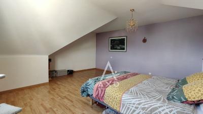 Maison Familiale 285 M²  7 Chambres, Piscine Chauffee, Sous-sol Total