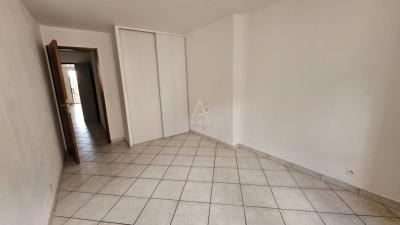 T3 Traversant Avec Balcon  Centre-ville D\'albertville (73200)