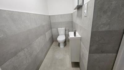 Murs Commerciaux Renoves à Vendre  Centre-ville D\'albertville (73200)