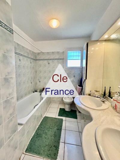 À Vendre  Maison Familiale à Narbonne, Dans L\'aude