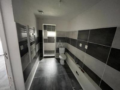 Maison De Ville De 4 Pieces Et De 93 M² De Sh