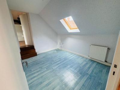 Maison De Ville Avec Jardin Arbore- Gien Centre- Bien Rare à Decouvrir !