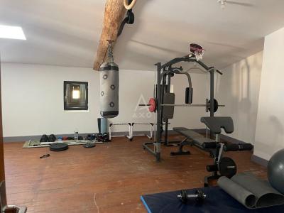 Maison Vigneronne 260 M² 6 Chambres Terrasse Spa De Nage Garages