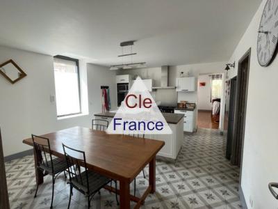 Maison Vigneronne 260 M² 6 Chambres Terrasse Spa De Nage Garages