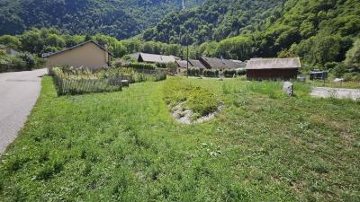Terrain Constructible 333 M² Au Cur Du Village De Rognaix  60 000  Fai
