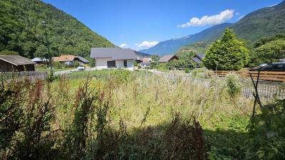 Terrain Constructible 333 M² Au Cur Du Village De Rognaix  60 000  Fai
