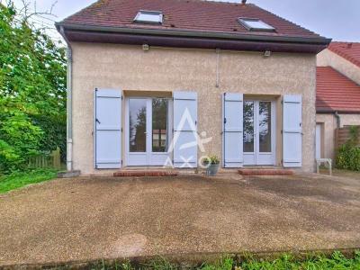 Maison Familiale 5 Pieces Avec Jardin Et Terrasse  Amblainville