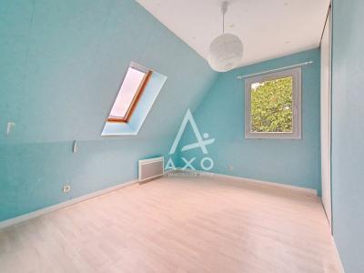 Maison Familiale 5 Pieces Avec Jardin Et Terrasse  Amblainville