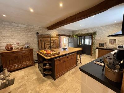 Fleurac. Maison Ancienne De Type 7 Pieces Renovee Avec Gout Sur Une Parcelle De 1375 M² Avec Grange