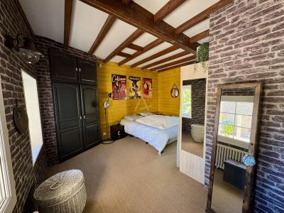 Fleurac. Maison Ancienne De Type 7 Pieces Renovee Avec Gout Sur Une Parcelle De 1375 M² Avec Grange