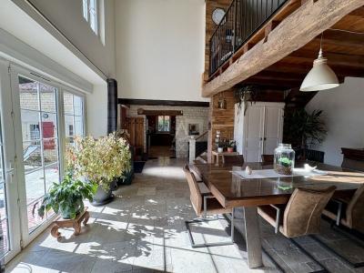 Fleurac. Maison Ancienne De Type 7 Pieces Renovee Avec Gout Sur Une Parcelle De 1375 M² Avec Grange