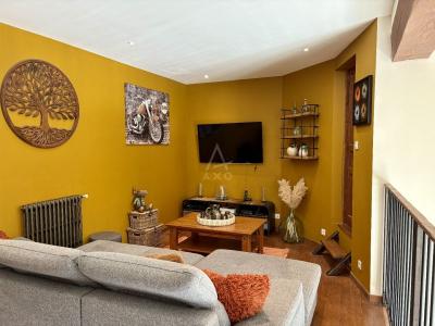 Fleurac. Maison Ancienne De Type 7 Pieces Renovee Avec Gout Sur Une Parcelle De 1375 M² Avec Grange