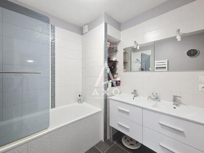 Beauvais  Maison De Ville Avec 3 Chambres Et Double Garage