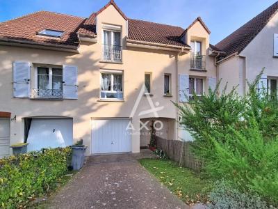 Beauvais  Maison De Ville Avec 3 Chambres Et Double Garage